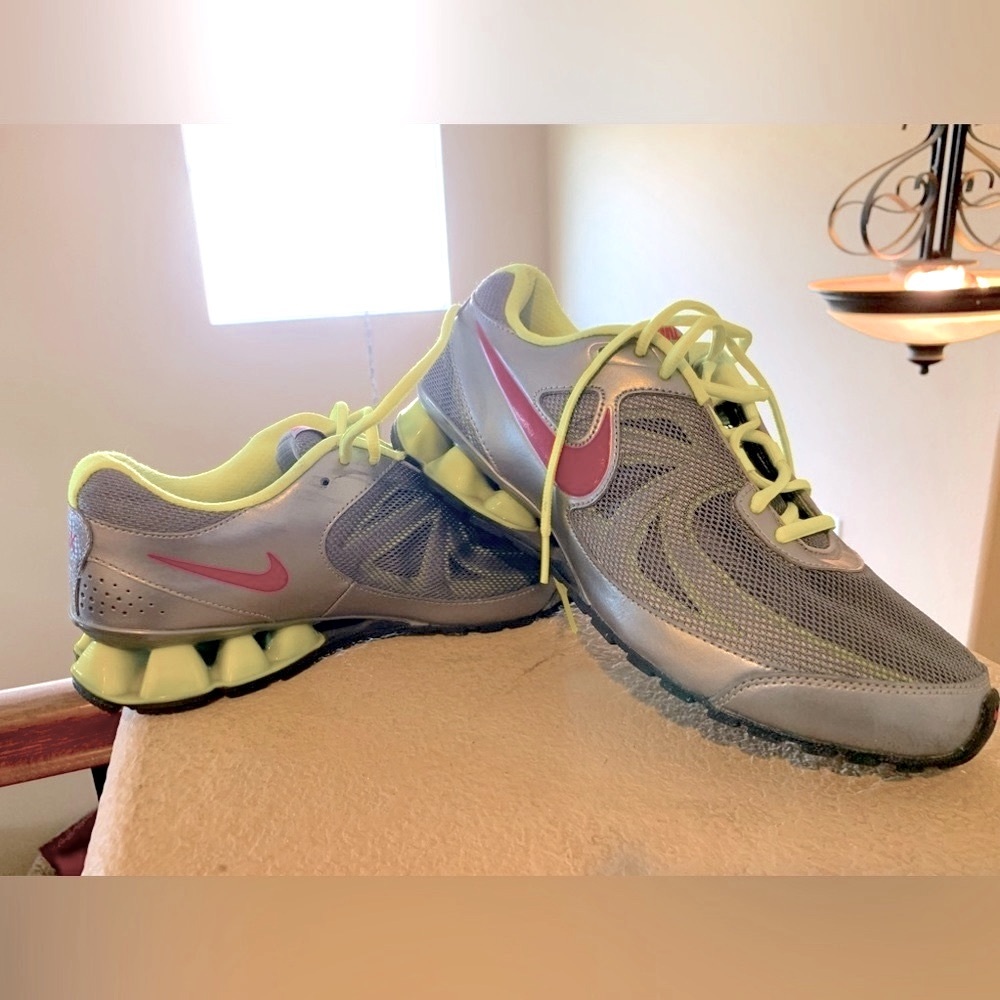 Nike